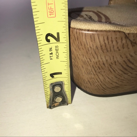 SOLD-Dansko Platform Brown Leather Sandals - Picture 6 of 8